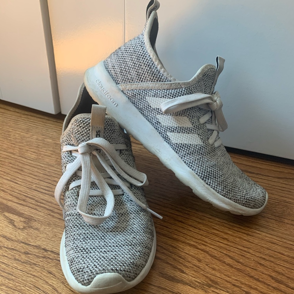 Women’s Addidas Sneakers
